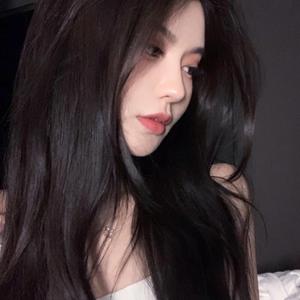 保守妻子被调教成荡 妇
